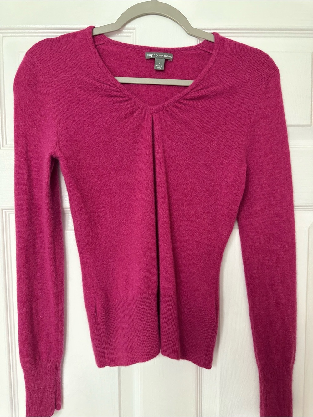 100% Cashmere Women’s Sweater